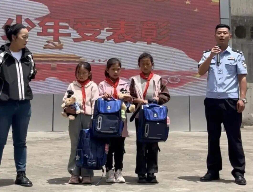 图片4.jpg
